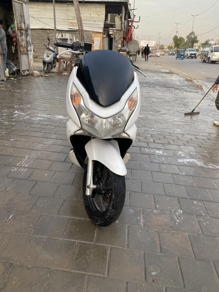 سلام عليكم 
جيل اول 125
جاهزه مناقصه شي سعر مليون 150وببه مجال حك جيتك 
العنوان حي اور 
***********
