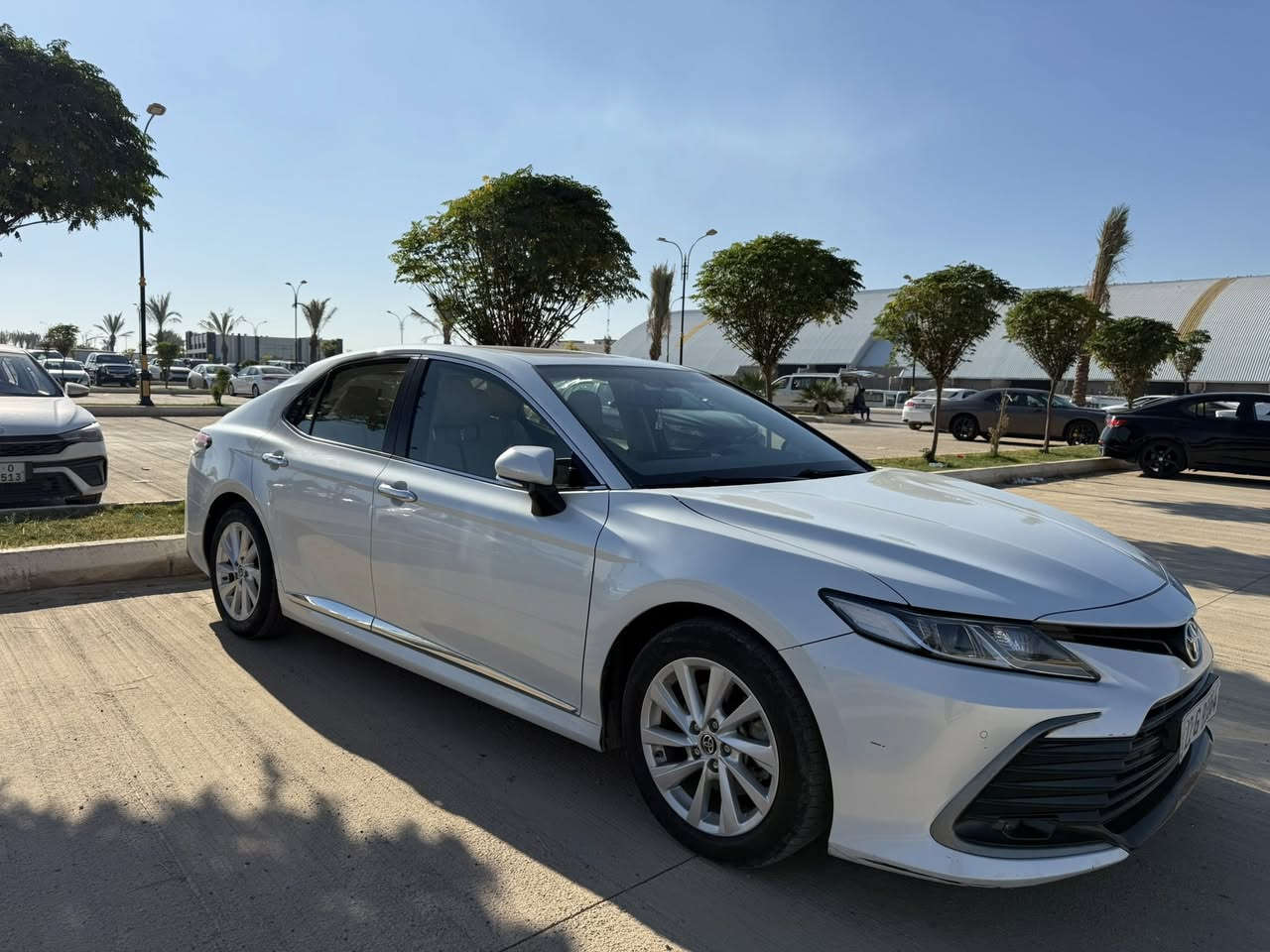 كامري Gle 2024
وكالة SAS  فول مواصفات 
العداد 51 الف 
بدون صبغ 
مكان اربيل 
270$ وبيها مجال 
رقم تواصل ***********
