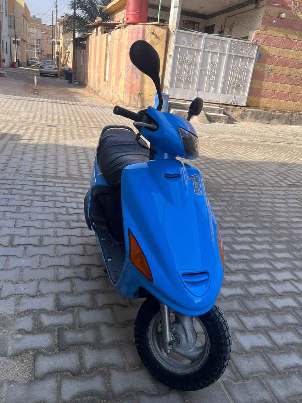 فراشه للبيع معمره جديد نضيفه وحلوه السعر 450 البصره ***********
