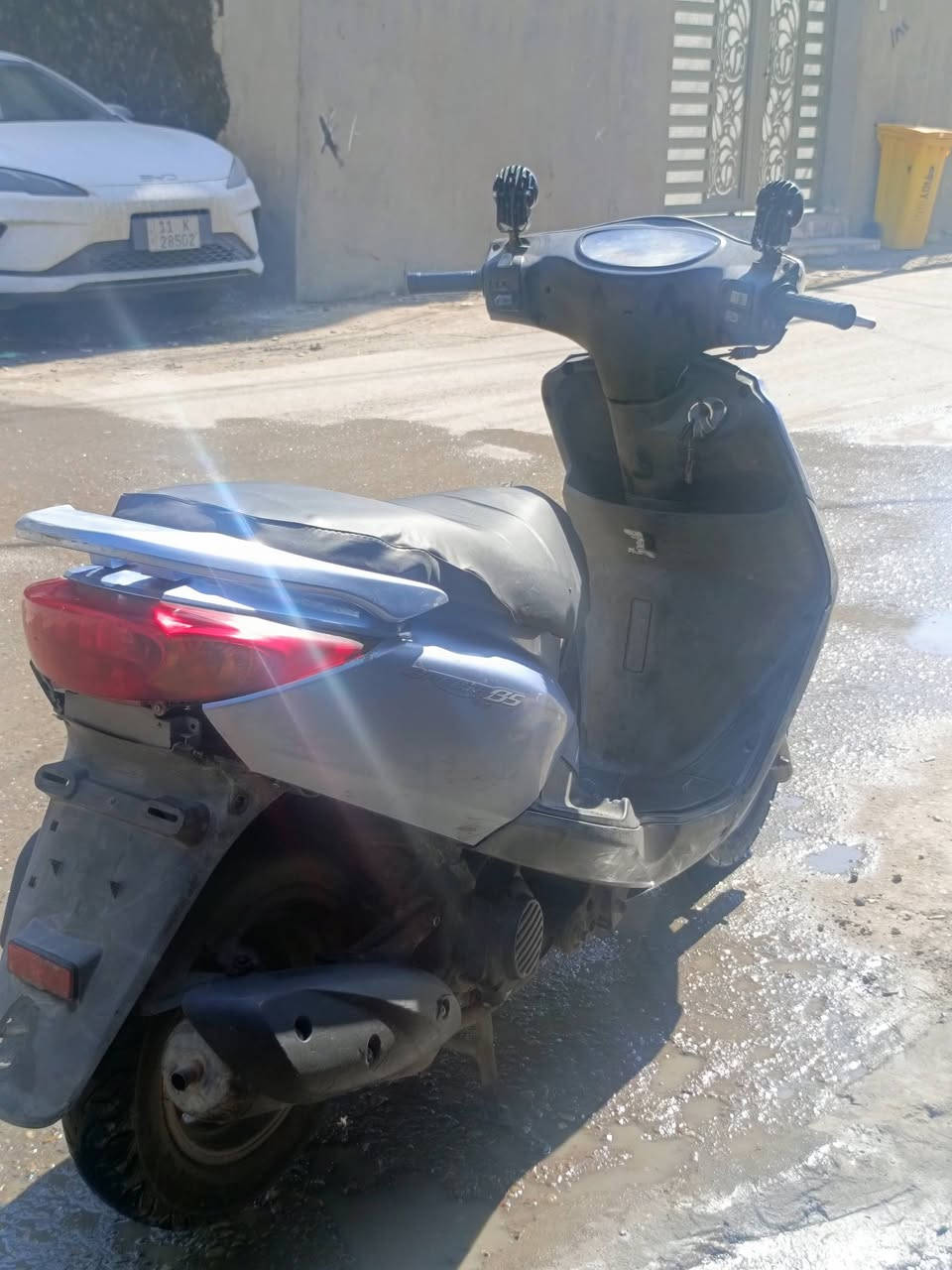 السلام عليكم
دراجه بريز لايت عالي الدراجه اخت الجديده كهربائيات كله شغاله دبلات شغاله العداد شغال  المكينه ممفتوحه بلاديه الدرجه نقصه بس قطعه مال كفر الي جوه البكلايت الخلفي فقط الدراجه كله بلاديه مكاني بغداد .الكريعات . السعر خاص وبيك خير وتدلل رقم *********** بي واتساب
