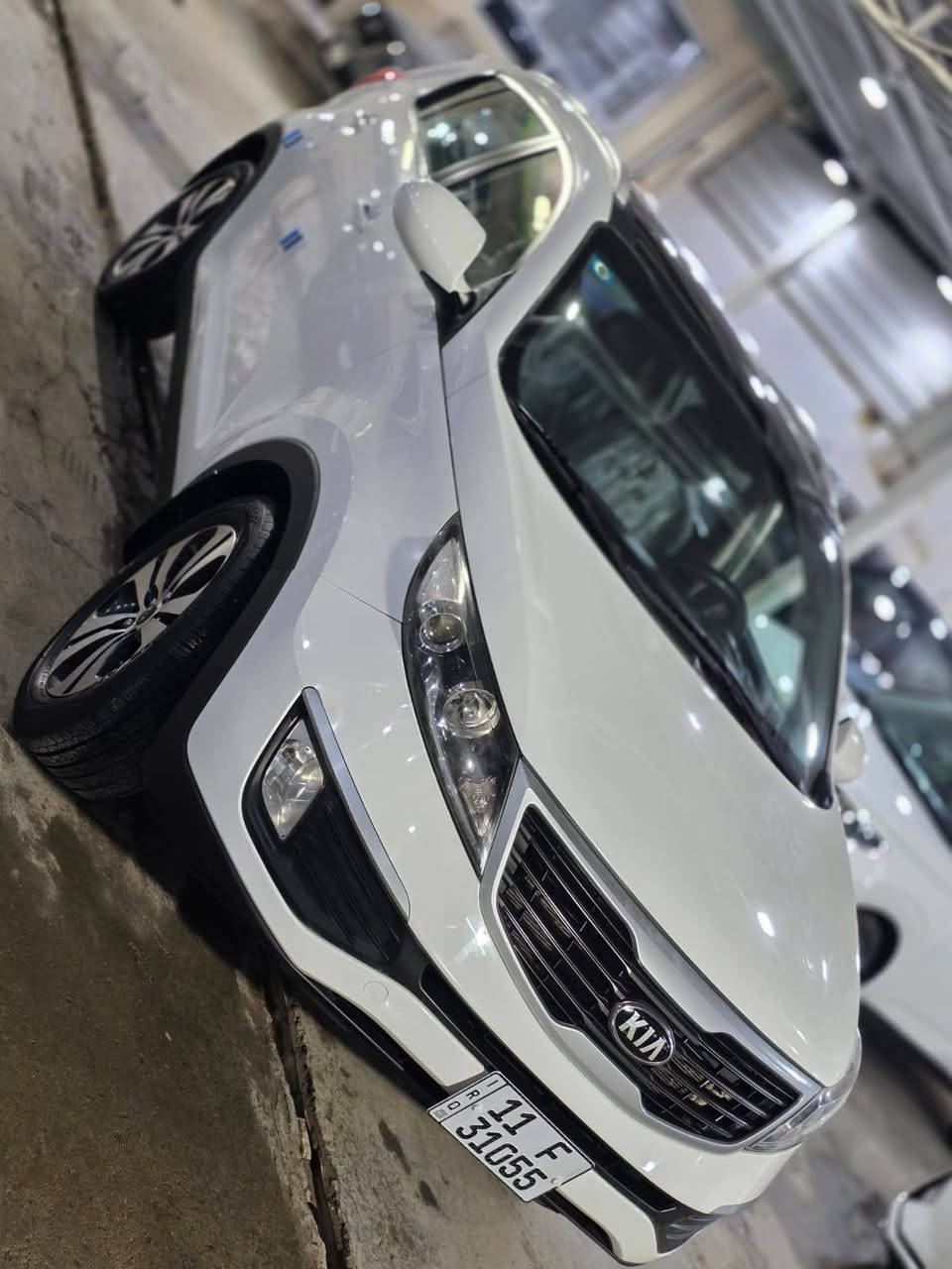 السلام عليكم بيع او مراوس حسب  القناعه
سبورتج 2014 خليجي بانوراما رقم بغداد باسمي مكفوله كفاله عامه محرك وكير بوضع الشركه السيارة جاهزة وجديده للاتصال *********** السعر 153 مكاني بغداد الوسفيه
