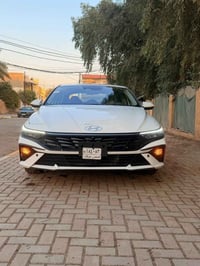 هايبرد • ٢٠٢٤ • بونيت مصبوغ