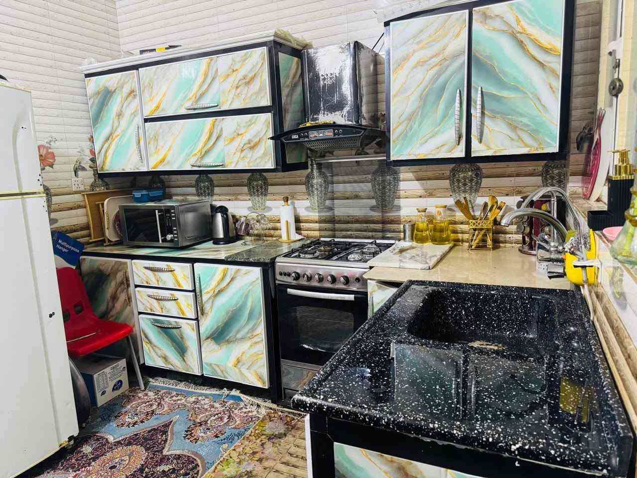 بيت للبيع منطقة الحبيبية قرب مدرسة العراق الجديد
تفاصيل البيت
المساحة الكلية ٦٣ متر واجهة ٧ ونزال ٩
الطابق الاول (الارضي)
حوش و حمام خارجي و استقبال و مطبخ ومنور و مجمع صحيات داخلي
الطابق الثاني غرفتين نوم + مجمع صحيات + بلكونه
الطابق الثالث غرفة نوم و مخزن و سطح اول
ملاحظة البناء جديد والبيت كامل من كل الجوانب اي شي ما ناقص للاستفسار اكثر
***********
