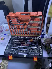 عده كامله لوك جديد 151PCS ب 50 الف 07737410273