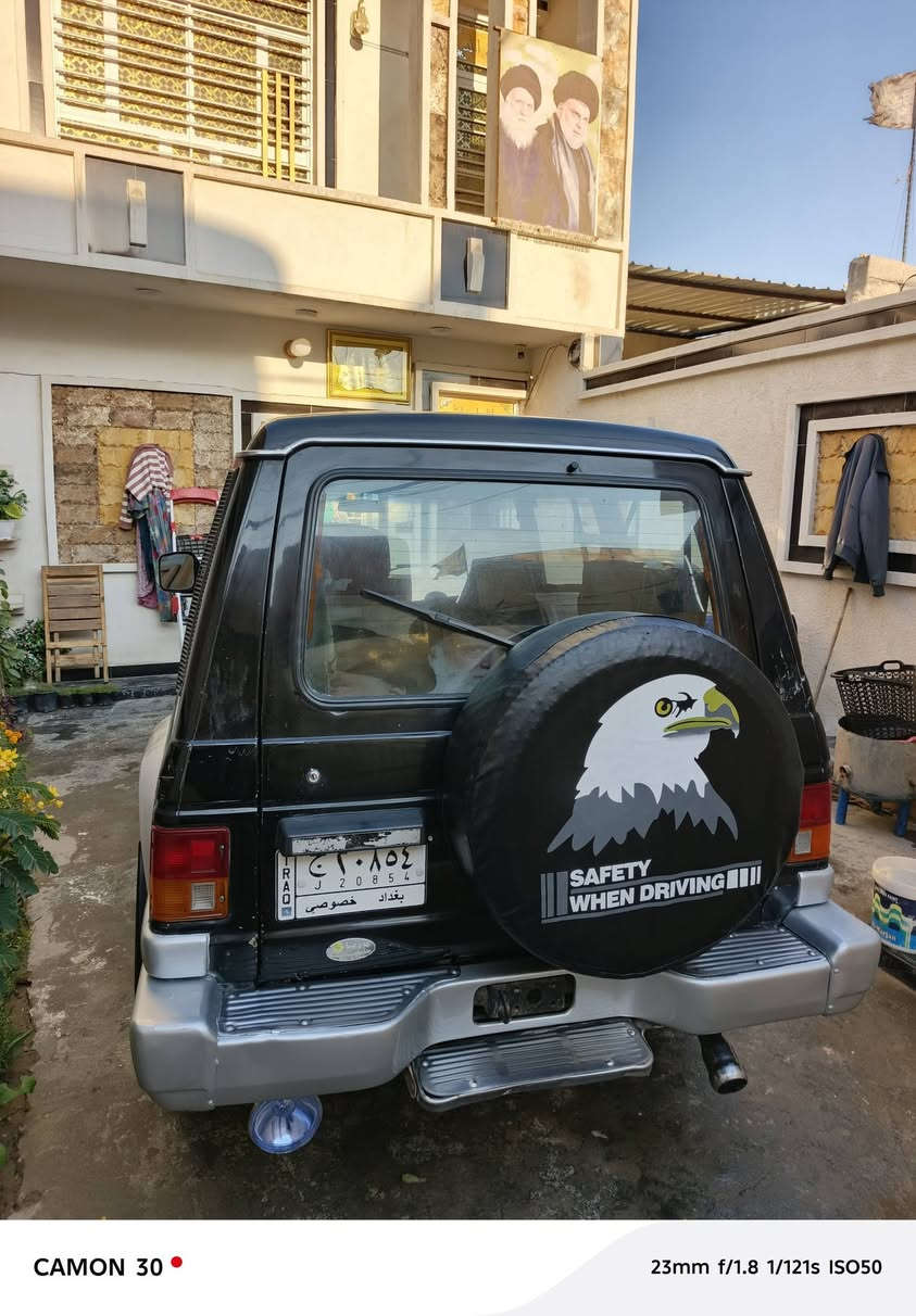 سلام عليكم كالوبر للبيع موديل ٩٦ رقم بغداد الماني مشروع وطني لغايه ٢٦ محرك ابلادي بانزين كير او تماتيك سياره مكفوله من ضربه وصبغ بس لكفرات مصبوغة دوشمه جديده تخم تاير كهربائيات كلهة شغاله نقص تبريد عاطل شرط التحويل مباشر عنوان بغداد مدينه الصدر رقم *********** سعر ٥٥ وبيهة مجال قليل حك الجيه
