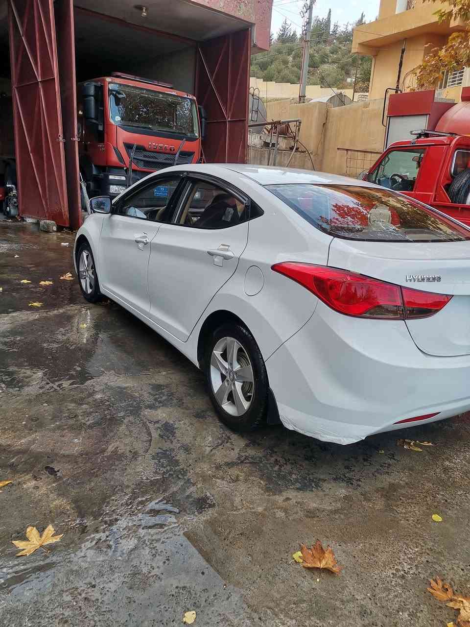 هۆنۆای ئەلتترا 2014 سپی بەفری 
مەکەینە بچووک مەرغوب گێڕ ئۆتۆماتیک 
1 جەمپی بچوکی هەیە لەگەڵ بەس کارد 
گێڕ و مەکینە بەشەرت 
ماڵی دۆستە زۆر بێ مەسرەفە 
130هە زار رویشتو

نرخ : خاڵێک دابنێ لە کۆمێنت بە تایبەت دێت 📥 

سەیارە. زۆر بە جوان و خاوێنە ماوەتەوە 
دینار مەسرەفی تێدا نیە 

بۆ زانیاری زیاتر پەیوەندی بە خاوەنی 

***********
***********
