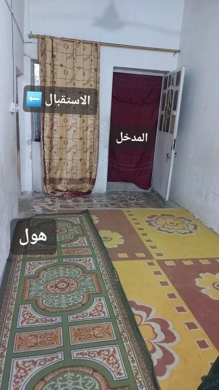 اسلام عليكم بيت تجاوز للبيع
اسلام عليكم بيت تجاوز للبيع 120 متر  سكينة قرب افران الساعدي يحتوي ( استقبال + هول + حولي + غرفة نوم + مطبخ + صحيا وحمام + طارمة + ترك  ) الاستقبال عكادة فقط الباقي سندويش مع غرفة النوم سندويش مع سقف ثانوي مثل ماموضح بل صورة مع ضلع تغليف مبين عدكم بل صورة تجي وشوفة تقتنع نتفق الخاص مفتوح ومتواجد ع الفيس والعندة ستفسار اخر يتفضل واني بل خدمة ( ملاحضة البيت قريب ع الشارع العام ) السعر 28

الهاتف (***********)
