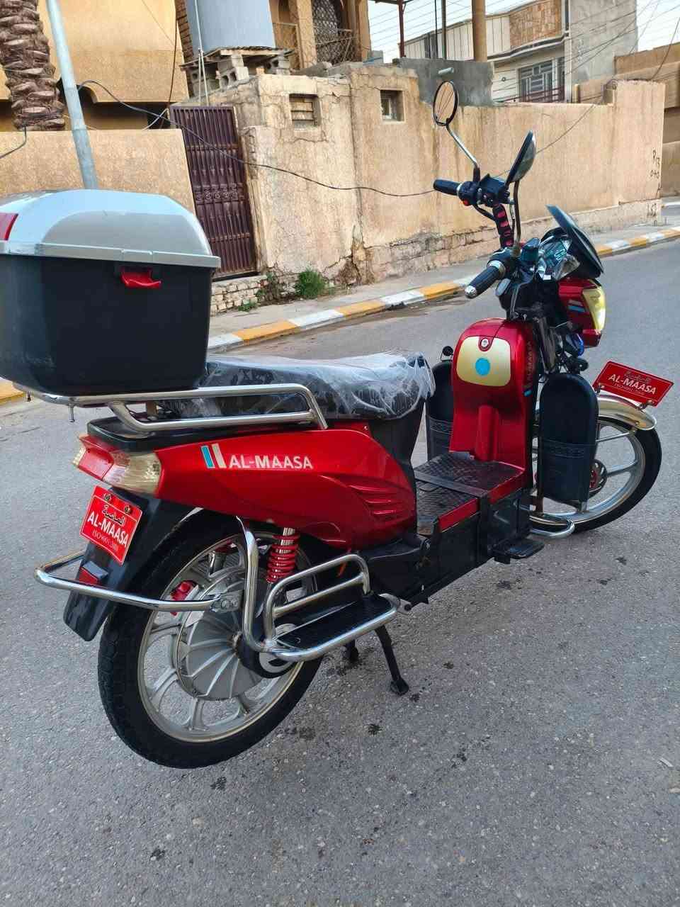 السلام عليكم موتور للبيع موتور نظيف جديد البطاريات غرين تسعه موتور جديد هاردي موديل 23 سعر 600 وبي مجال
***********
