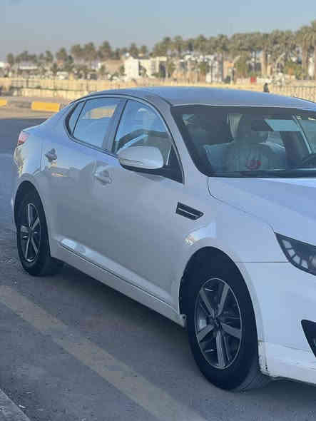 السلام عليكم 
كيا اوبتيما ٢٠١١خليجي 
مكفوله بدون صبغ بدون تبديل بدون فتح 
سياره جديده سونار جديد موضح أمامكم 
كير مكينه مكفولات  
السعر١١٢٠ وبيهة مجال 
التصال (***********)
