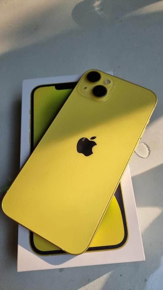 للبيع ‏iPhone 14
الجهاز بلادي 
ممفتوح ولا داخل صيانه
بطاريه 81
ذاكره 128
نضافه الجهاز 1000
الجهاز كله شغال 
كامرات 
صوت 
سبيكر
بسعر مناسب 525بي مجال شي قليل🔥🔥
للاستفسار***********
العنوان صلاح الدين تكريت
