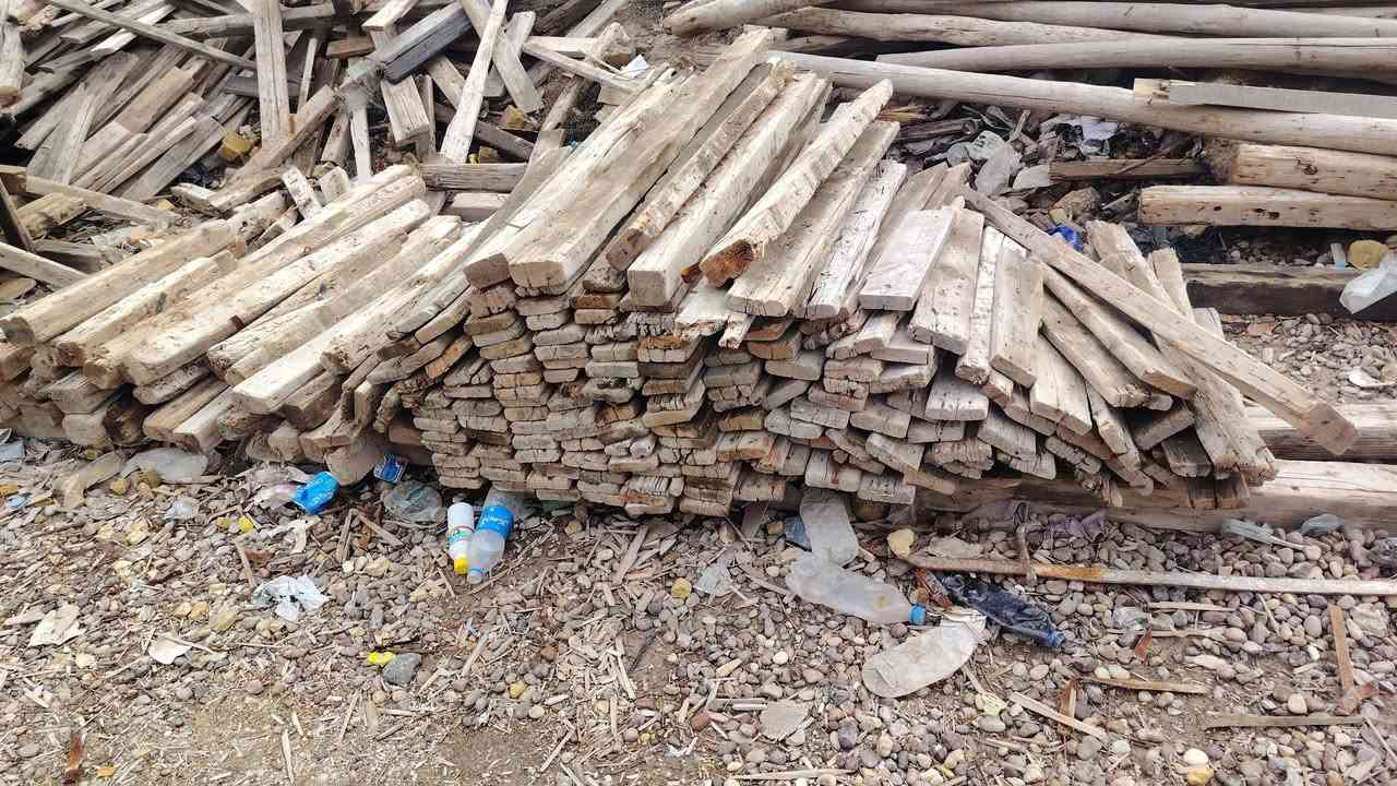 خشب للبيع روسي تارس 
5 مكعبات ونص 
***********
الحله. نادر الثانيه
