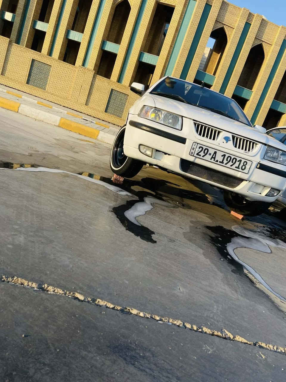 السلام عليكم
سمند 2011رقم واسط نكليزي بسمنه
كير مكينه تبريد تخم تاير دوشمه عامه
منضومه غاز 60لتر منضومة زنون شاشه كامره
بيه صبغ بل باب شبرين وعندي بل هلال خياس الخلفي قليل
مكان السياره كوت داموك السعر 46بيه مجال 
***********
