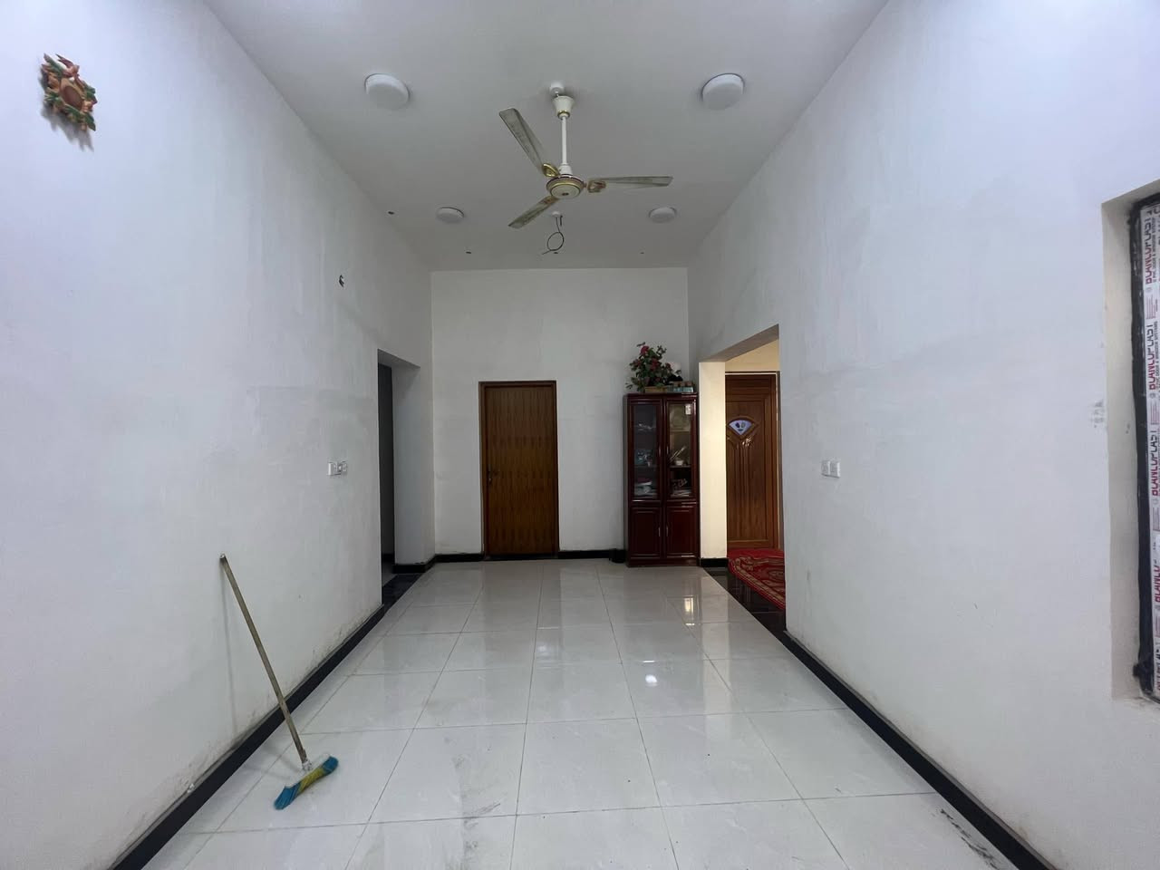 بيت للبيع الشراي احوله الراعيه مباشر
المساحة / 200 متر 
الطابو / طابو صرف زراعي
بناء طابوك شخصي  
طابق واحد يحتوي على كراج وحديقة ومطبخ وغرف منام عدد 2 وصالة وديوانية وصحيات داخلية وخارجية ومناور عدد 2 
العنوان / البصرة /  شط العرب / الجزيرة / اليوبه.  قرب محمود شبر يبعد خمسين متر عن الشارع العام
 السعر/  125 مليون وبي مجال
باقي التفاصيل عبر الخاص او واتساب فقط
***********
