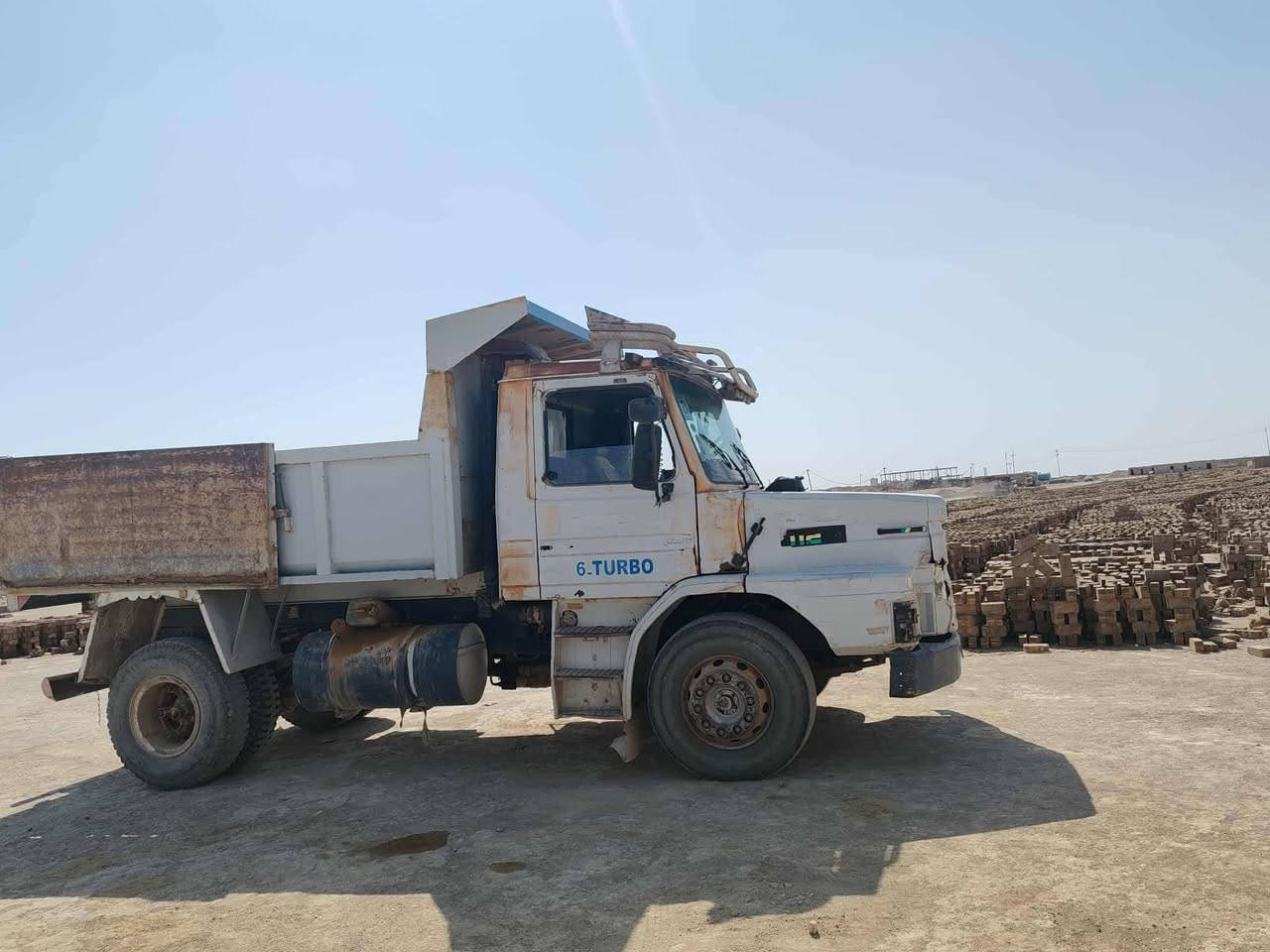 السلام عليكم
سكانيه للبيع موديل89 السياره نظيفه وجاهزه كير خمسه بخمسه مكينه 12ونص سوبر اكسن ملاكم بلادي كلاب 
للاستفسار والاتصال ***********
