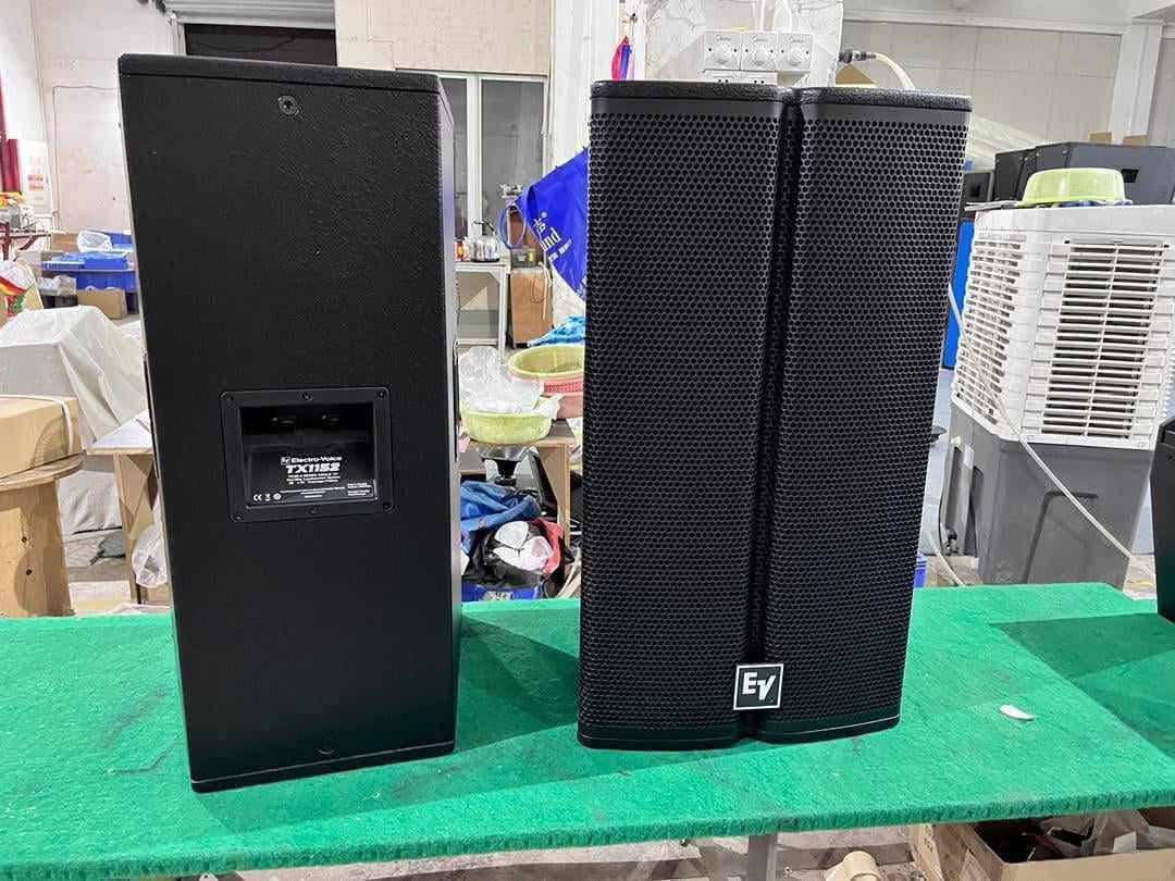 الحمد الله حمدآ كثير🔥🔥
(تجهيز أحد الزبائن في كركوك )
(تجهيز أحد المواكب في السماوة)
سماعه EV الامتياز الدرجه الاولئ 
ضمان درجه اولى 100%🔥
الاسعار مناسبه جدآ جدآ 🔥
مكان المخزن الناصريه 
***********
