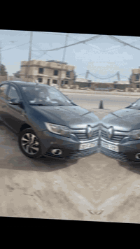 رينو للبيع موديل 19 فرنسي اوتوماتيك غاز بنزين باسمي بغداد مكفوله من عد...