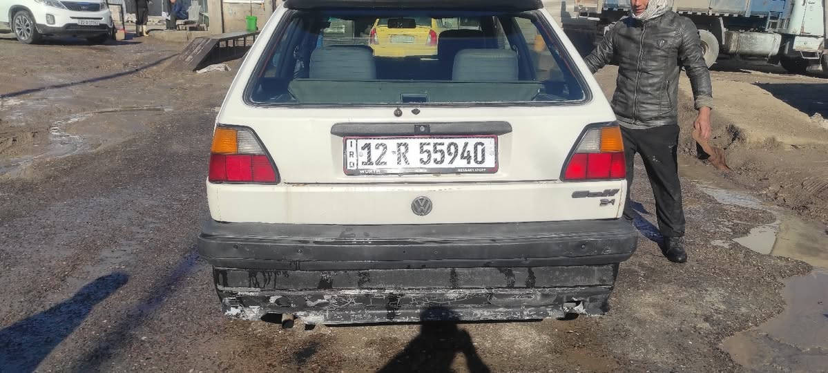 كولف موديل 1988 تك باب توماتيك رقم دولي سنوية لغاية 2030 بأسمي هزة جديدة السعر 33 وبيها مجال ***********
