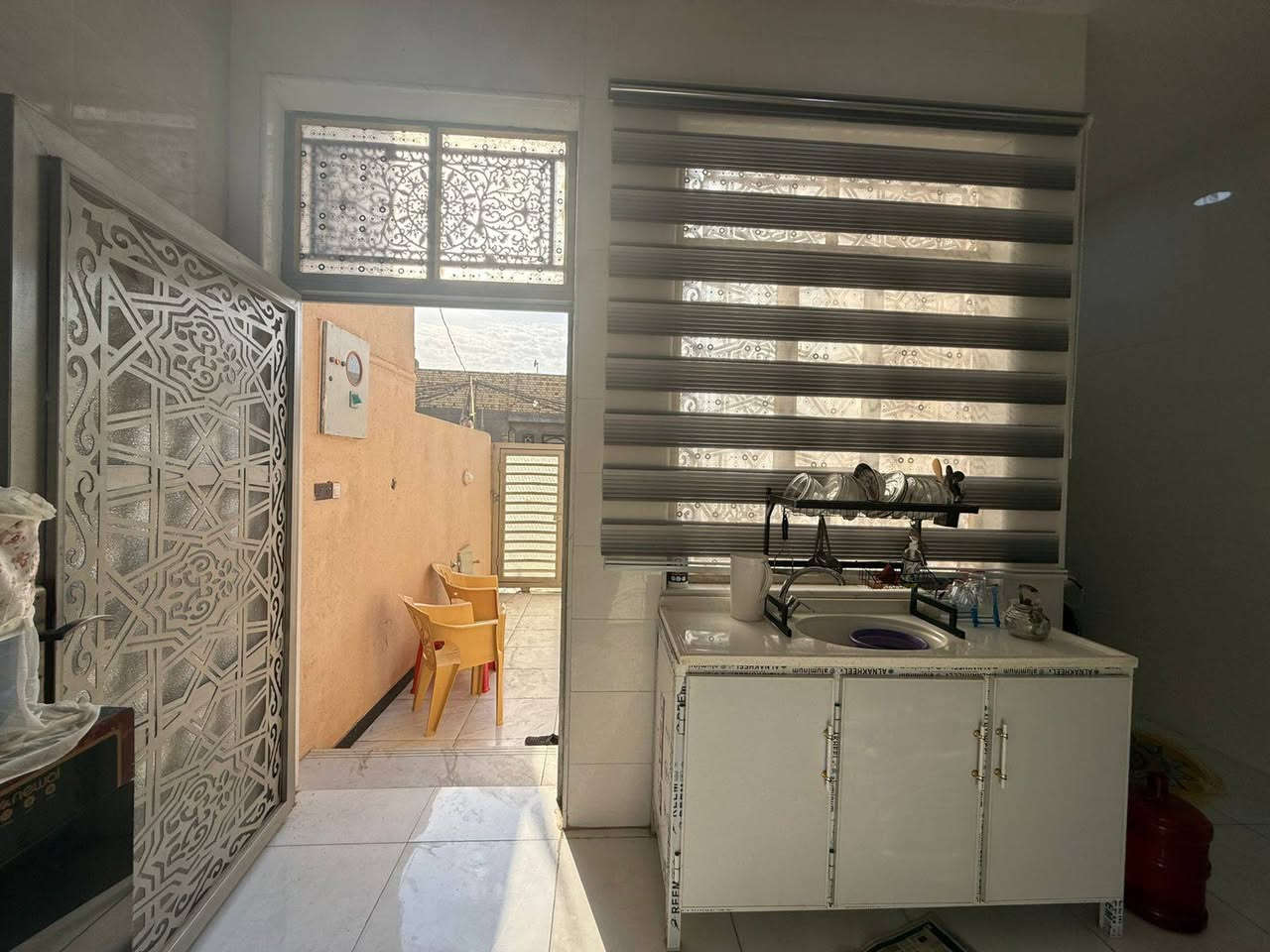 بيت للبيع المساحه 180
شارع الحاج صابر للاستفسار الاتصال على الرقم
***********
