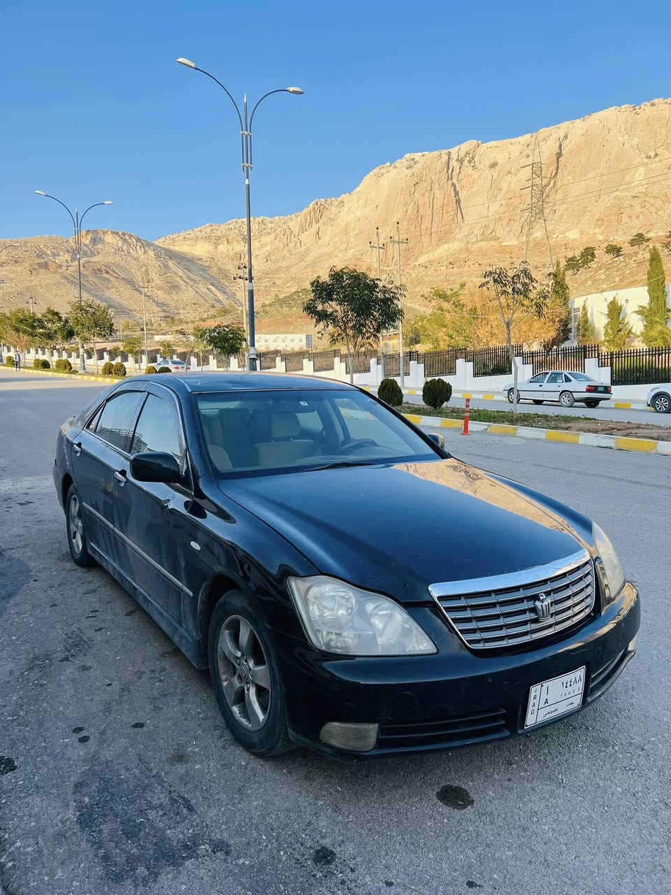 براوه يه 
٢٠٠٧
ساج مه له كى 
٣دوگمه 
په رده ناوزه رد 
ره نگ گؤراوه
٤٣گلاو مه جالئ كه م 
***********
