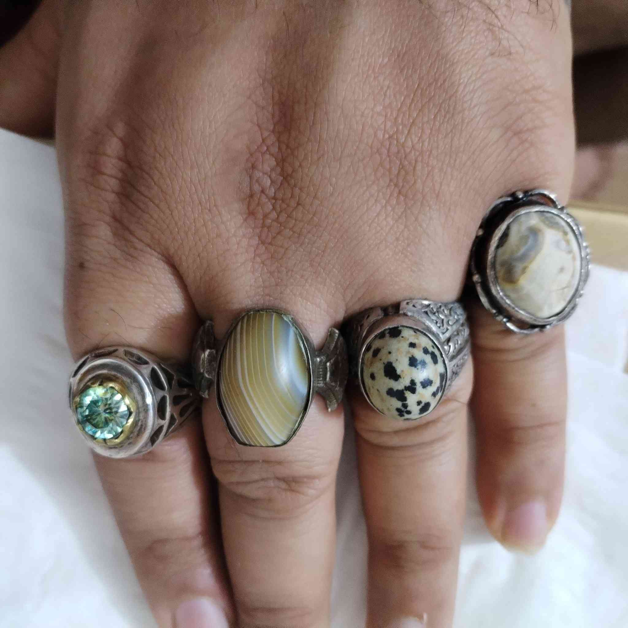 قيم وتعال لكن كله ثكيل


**إذا كنت صاحب هذا الإعلان وتريد حذفه لأي سبب، رجاءا أرسل رسالة إلى الدعم الفني**