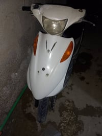 دراجه ادرس ياباني ادير وماتشتغل السعر 250 وبيه مجال قليل موبايل 078056...