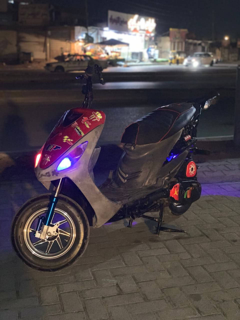 سلام عليكم دراجه ماكس قجمه بوشه 55 
الدراجه شغاله نكره سلف وهندر
شلعه ومعدل
كهربايات مثل ما موضح بل تصوير 
دبلات جدد وتخم تايرات جلاتين
ويلات نجمه جدد سيبايه الدراجه ما ناقصه برغي 
سعر 650 وبيه مجال 
*********** فقط وأتساب
