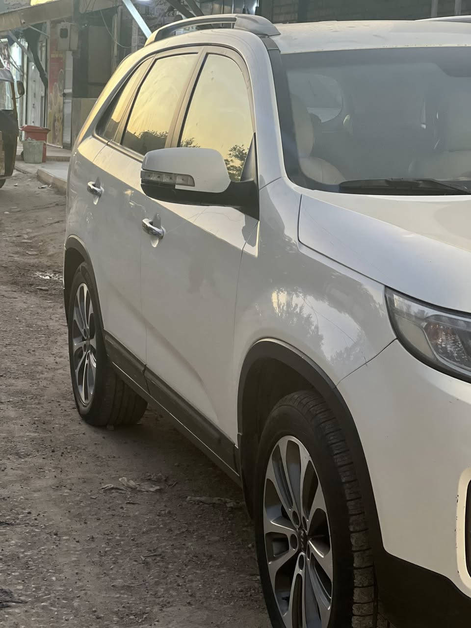 السلام عليكم  مكينه 6  كل المواصفات موجوده  بدون فتحه فقط بارد بسيط جداا بسمي للبيع او للمراوس  ابسورنتو  20 العنوان حله *********** /***********
