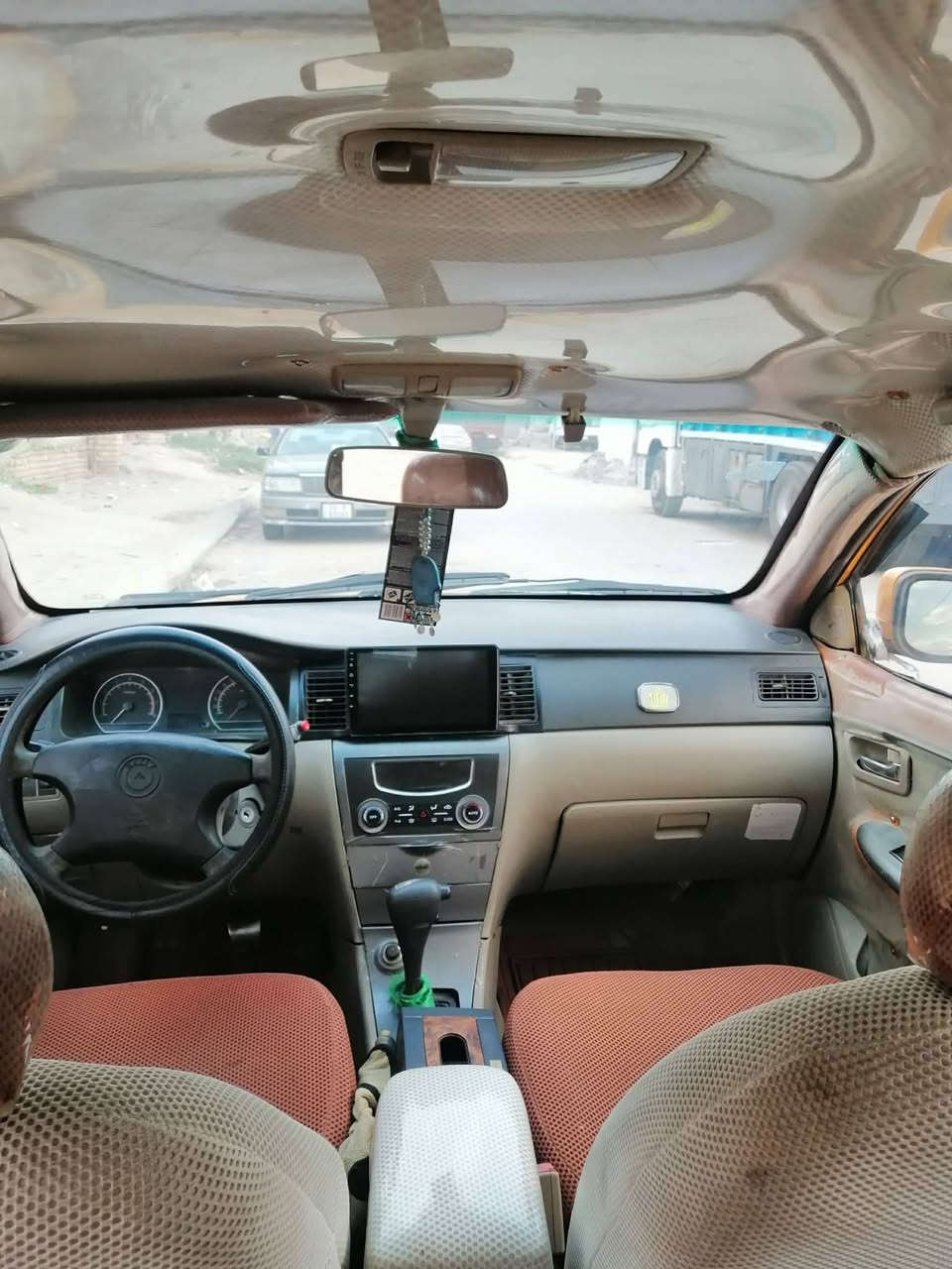 سلام عليكم جلي موبل 12 رقم ميسان مشروع وطني مداور ثاني يوم مكان ناصريه مركز سعره 45 وبيه مجال بسيط 
***********
