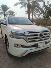 لاندكروزر • ٢٠١٧ • ٦ سلندر