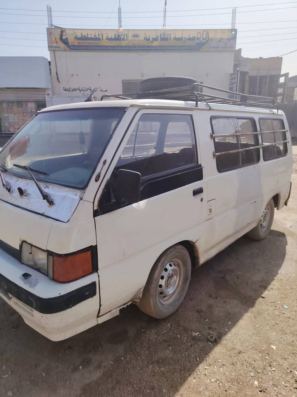 سلام عليكم كية للبيع مستوبيشي ٨ راكب رقم خصوصي مكينة بيهة تبخير بصرة شط العرب ***********
