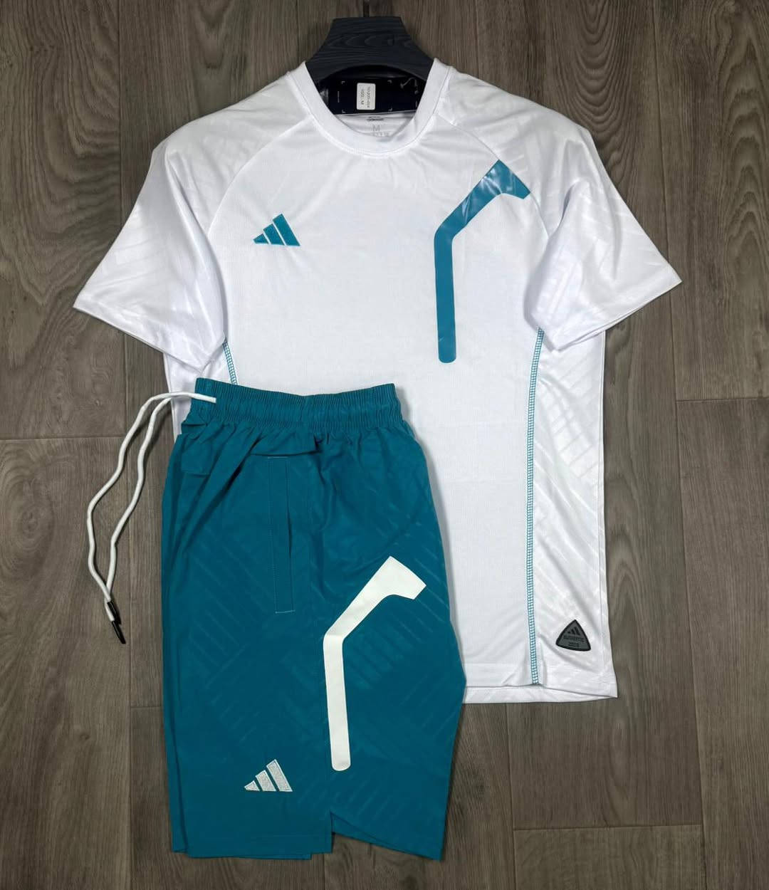 سعر التراك  : 18 قطعتين 35 

جملة ومفرد ✌️
تراك برمودة فوول ليكرا كوالتي ممتاز منشأ تايلندي ✅️
(تيشيرت مثقب نسخة لاعب - فلتر - وبرمودة سحاب وتربروف )

القياسات :  M.L.Xl.XXl استندر  

 توصيل جميع محافظات العراق 🇮🇶🚗

بغداد جسر ديالى القديم / نهاية شارع 60 

للحجز او الاستفسار المراسلة عبر الخاص او الاتصال 
***********
