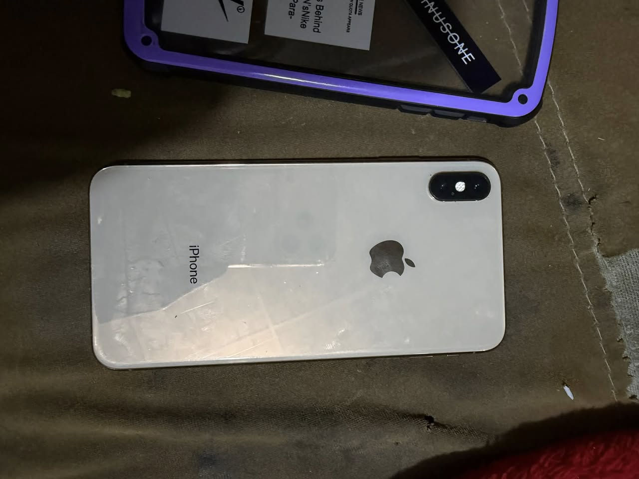 للبيع موبايل آيفون xs maxجهاز جديد كله بلاد ما مبدل بي آي شي ذاكره 64بطاريه 79بس شاشه بيهه طبع مثل ما موضح بل صور 
 شراي اتصل 0777710509
او مراوي ويه 11


**إذا كنت صاحب هذا الإعلان وتريد حذفه لأي سبب، رجاءا أرسل رسالة إلى الدعم الفني**