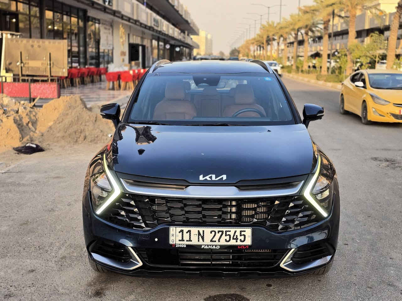 سلام عليكم قطعه نادره ومناسبه 
كيا سبورتج هايبرد موديل 2024 دخول جديد ماماشيه بل عراق 
كلش اقتصاديه تنسه شي اسمه بانزين التفويله تمشي 850 كيلو
قبل كلشي سعر السياره 185 وبيها مجال بسعر النترا 
مرقمه بغداد بسمي تحويل شوكت متحب
السياره فول الفول اعلى الموصفات فقط بدون بانوراما
لون مميز وداخل ملكي قرميدي ماشيه 25000 اخت الزيرو
حادثها جاملغ امامي + بنيد ايرباك دركه فقط
راح اذكر مواصفاتها للي ميعرفها اخوان : 
 
🟦 اربع كراسي كراسي تدفئه مع تبريد + تدفئه ستيرن
🟦 خمس كامرات محيطيه 360 
🟦 جنطه جلاق كهرباء
🟦 سياره تتقدم وترجع بل بصمه + تشغيل عن بعد
🟦 حساسات امامي خلفي + رادار امامي توقف ذاتي 
🟦 مود درايف 3 انضمه تفاعلي بل شاشه 
🟦 هاند بريك بصمه + لايتات دينامك تحكم يصعد وينزل
🟦 كير ماوس + مانع انزلاق
🟦 كراسي كهرباء + ميموري
🟦 مري شفط + نقطه عمياء 
🟦 كروز سرعه + تحديد مسار
🟦 بصمات ابواب دخول ذكي 
🟦 بجم وبك لايت فول LED 
🟦 تبريد قطعتين ثلج
🟦 منافذ شحن بكل مكان حته بل كشنات الخلفيه + كار بلي
🟦 اريل نفكيشن + ويلات كروم

📍 مكاني بغداد قرب جزيره بغداد السياحيه 
☎️: ***********
