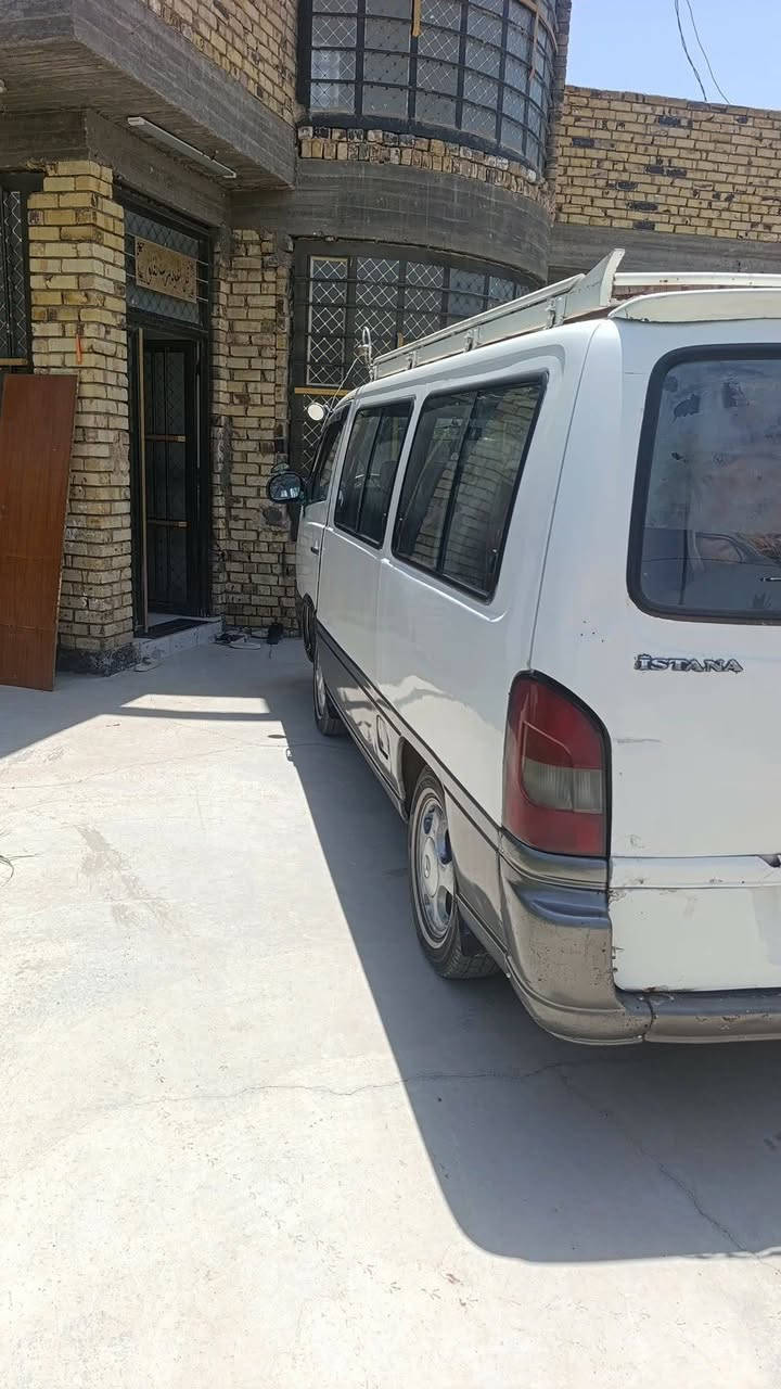 للبيع او مراوس بسيارة حمل حسب القناعه استانا موديل 96 سيارة حلوة وجاهزة مابيها اي نقص مكينه وكير ودوشمه وتخم تاير جديد حداديه شواصي مكفوله رقم دولي مصفرة هيئه وغرامات السعر 65 وبيها مجال مكان السيارة بابل ابوغرق ***********.... ***********
