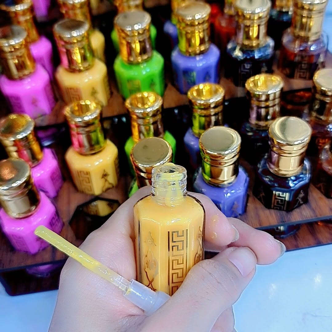 مجمع الريان كل ما يحتاجه بيتك بمكان واحد🛍
مسك عطر للجسم 😊
السعر // 2000😜

 تشكيلة متنوعة من المواد المنزلية بجودة وأسعار مناسبة ✨ أدوات مطبخ ✨ مستلزمات منزلية ✨مواد تجميل💄قسم حديث ولاده😇قسم السفريات🍽قسم سليبرات🩴قسم تجهيز باقات ورد وهدايا💐🎁 منتجات عملية للاستخدام اليومي
📩 للاستفسار أو الطلب راسلونا على الصفحة 🚚 تتوفر لدينا خدمة توصيل لكل المحافظات
الرقم //***********
العنوان //بسمايه الشارع العام مقابل برهومي الشارع الخدمي مجاور أسواق اللؤلؤة
أوقات الدوام⏰من الساعة 10 صباحاً الى الساعة 1 ليلاً
