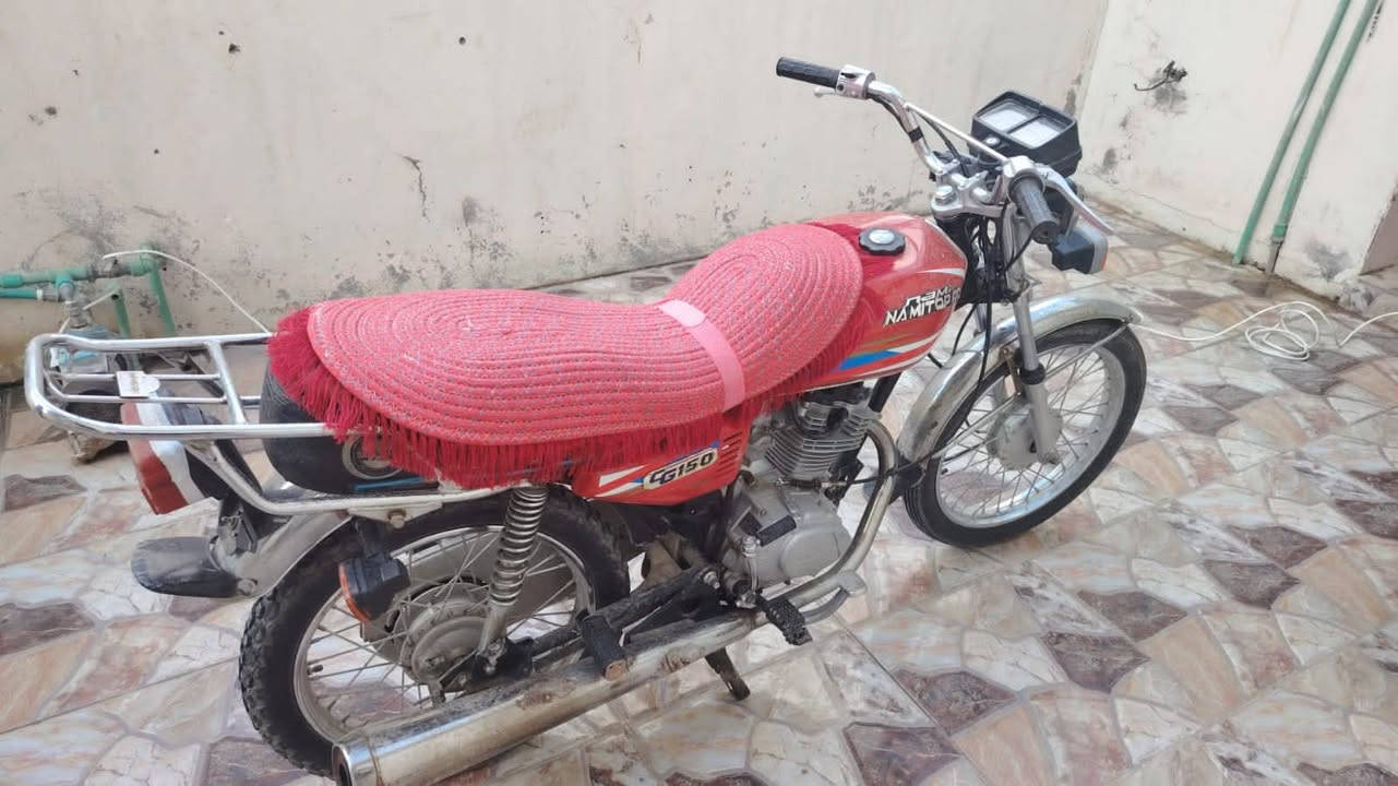 للبيع موديل 18 اي عيب مابي مكينه ممفتوح دراجه نضيفه مكلف بنشر رقم صاحب رداجه ***********
