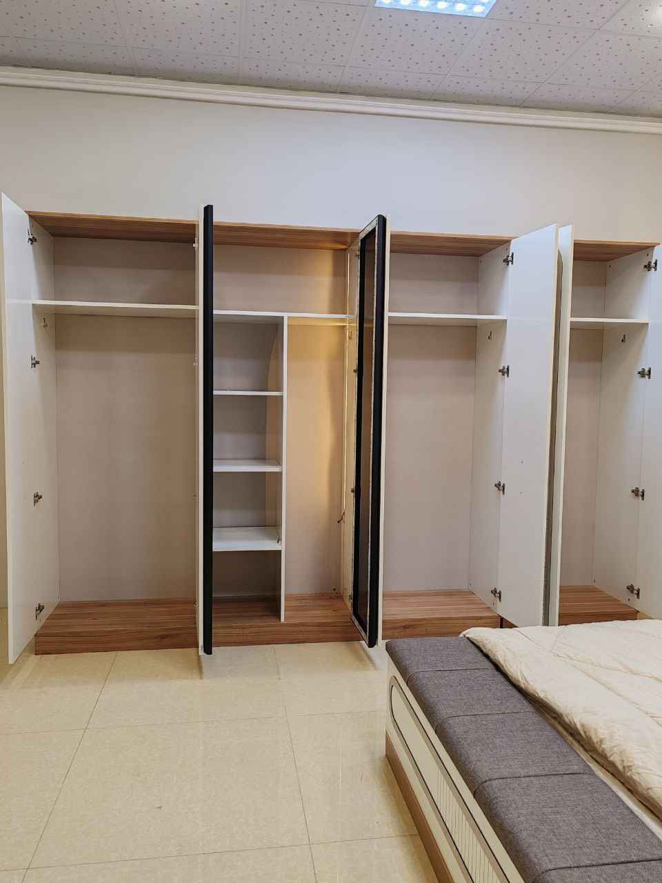 وصول غرفة نوم ميس ابواب 10 قطع معمل اصلي درجة اولى📢

نفس الصورة بالضبط💯
برغي وجوي حديد
سرير جك خزان 
ابواب الوسط المنيوم جام شفاف
انارة لد بالكنتور 
انارة بالكومديات
تقاطيع مميزة 
نرمايد هيدروليك 
سكك ثلاث مراحل  
نقوش درجة اولى ✅
متوفرة بلون كريمي ✅
قياس الكنتور مع الملحق 335سم✅
سرير 180 *200 ✅ النجف, العراق


**إذا كنت صاحب هذا الإعلان وتريد حذفه لأي سبب، رجاءا أرسل رسالة إلى الدعم الفني**