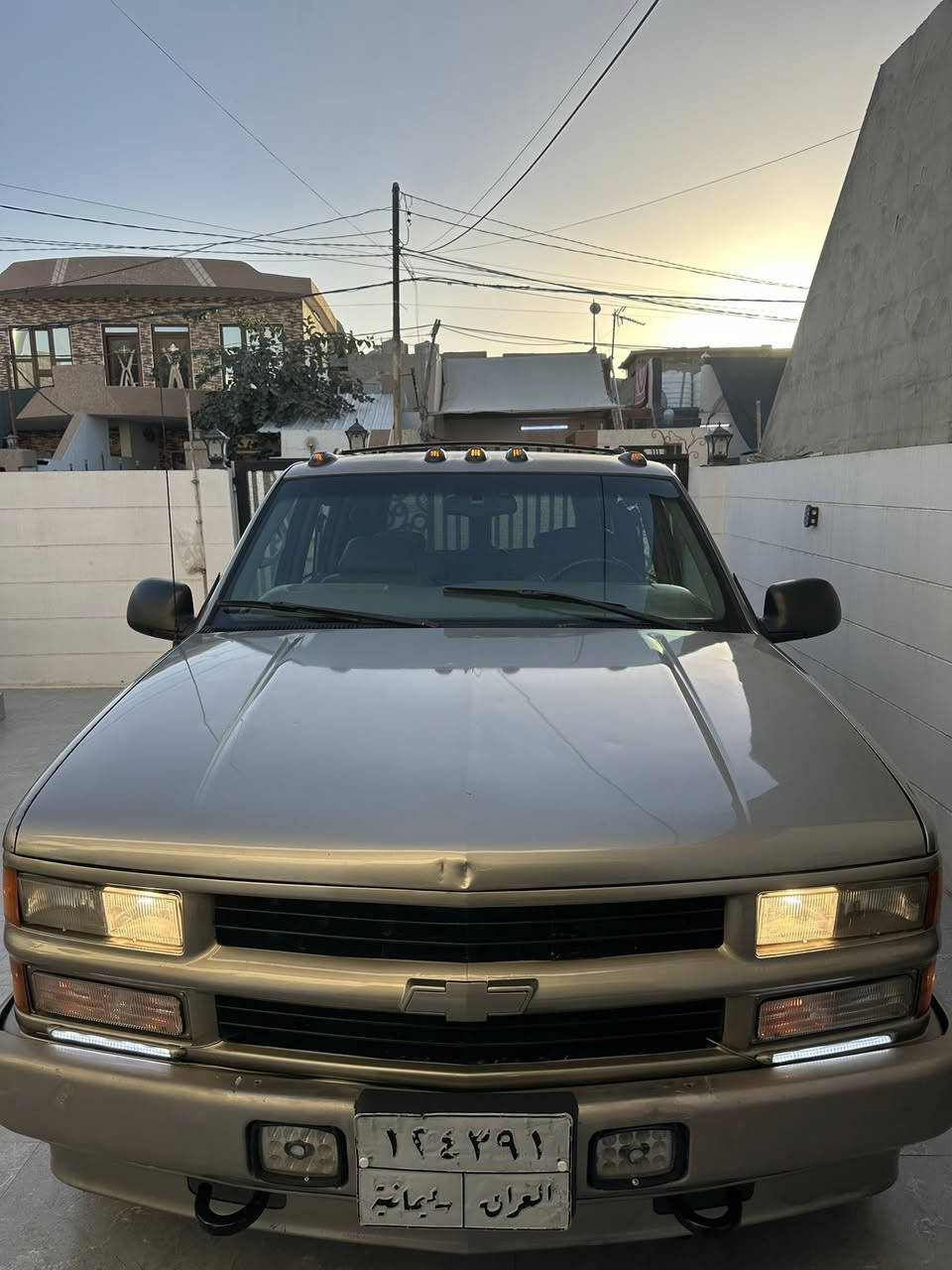 للبيع تاهو موديل2000كير ئوتوماتيك محرك8V رقم سليماني بسمي تبريد جام كهربائي كشنات كهربائي 3قطعه بي صبغ بدون ضرربدون خياس سعر65بي مجال***********/***********مكان سياره كركوك
