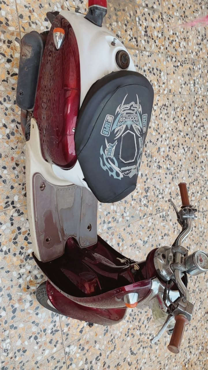 دراجه عبدالحليم للبيع السعر بـ300 وبيها مجال مجفته مرا وحده


**إذا كنت صاحب هذا الإعلان وتريد حذفه لأي سبب، رجاءا أرسل رسالة إلى الدعم الفني**