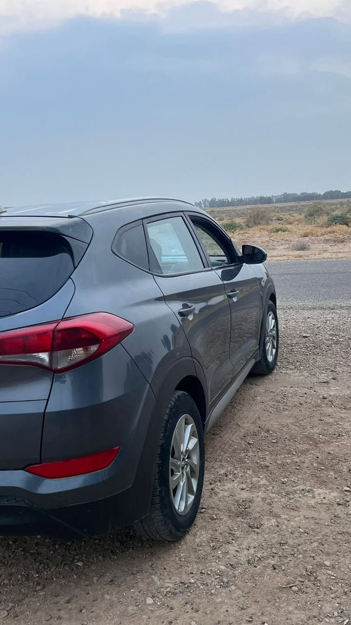 توسان 2018 امريكي مكينه جديده لاتنقيص ولا تبخير بيها بارد اقل الشبر بالبنيد  وبالجاملغ الخلفي السياره بلاديه مكفوله  السعر 150وبيها مجال بسيط السياره موجوده بتكريت  للاستفسار***********.    ***********
