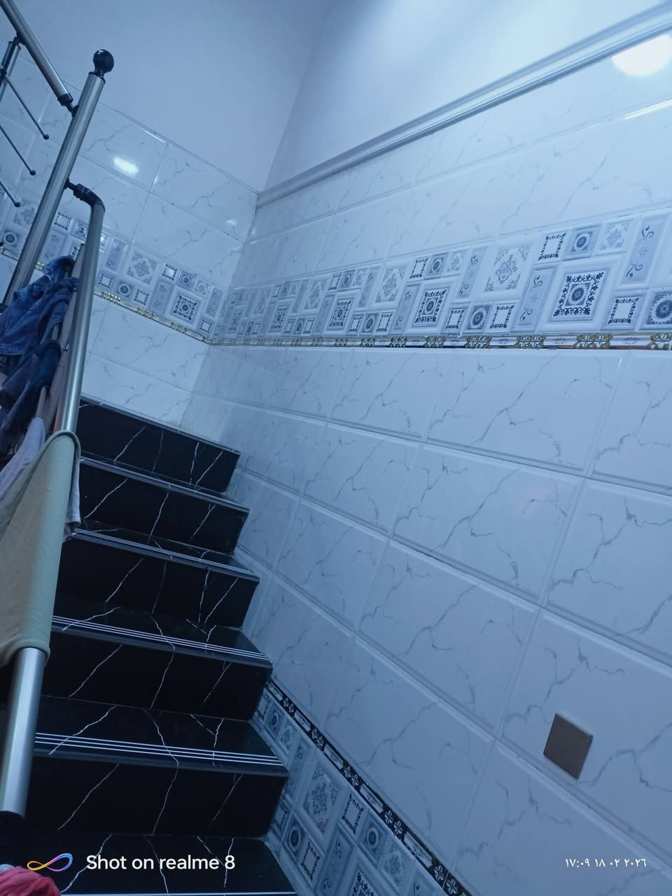 دار للبيع مساحة 100 متر
بناء حديث 2025

استقبال ومدخل للصالة و مطبخ

3 غرف نوم و3 حمامات 

خلف مرور الرستمية قرب سريع محمد القاسم

خدمات كاملة تبليط وماء وكهرباء ومجاري 

للاستفسار التواصل مع :-

‭***********
