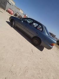 سياره للبيع كورلا 92 محرك وكير حاويه شرط سدر جديد باتري جديد جاهزه الس...