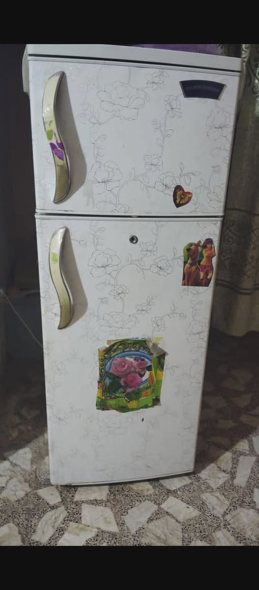 للبيع مبردة 90وثلاجه 90شغالات


**إذا كنت صاحب هذا الإعلان وتريد حذفه لأي سبب، رجاءا أرسل رسالة إلى الدعم الفني**