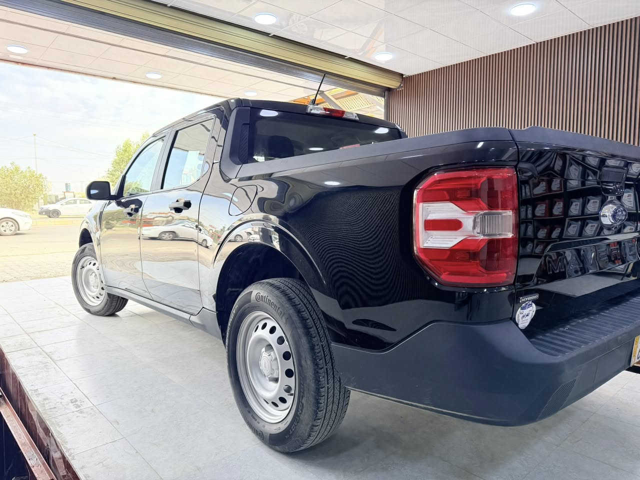 السلام عليكم                         للبيع فورد مافرك
2023
مواصفات XL
ماشيه 54 الف كيلو متر
رقم صلاح الدين. A
سنويه +هزه جديد
السعر. 160 وبيها مجال
مكينه ٢٥٠٠
هايبرد
رقم الشاصي. 3FTTW8E39PRA10971
مكانها. صلاح الدين. تكريت. 
رقم الهاتف. ***********
