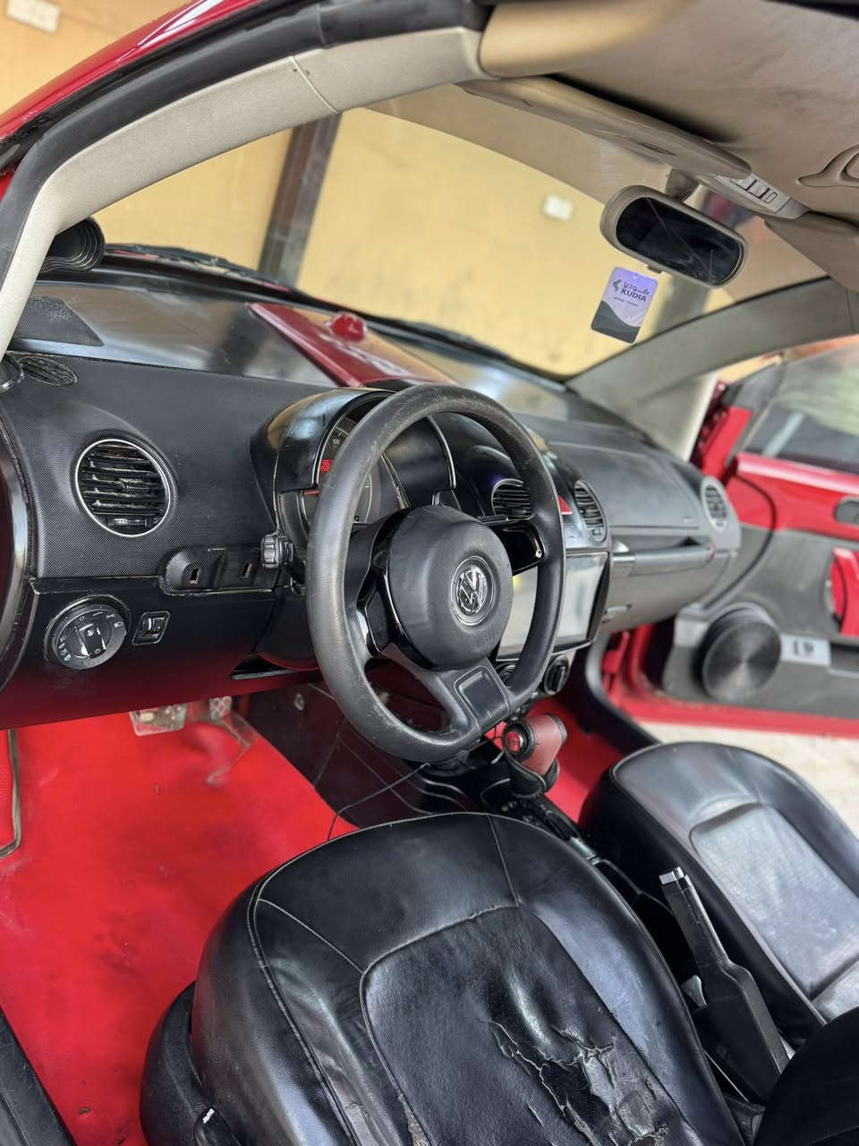 بيتل 2008 ( كشف )
محرك 5 سلندر (2.5 )
گير ومحرك مكفولات 
الكشف مع الماطور مبدل جديد وكالة 
كشنات تدفئة 
تخم تاير جديد 
باتري جديد 
مصبوغ حزام جمالة 
السعر 67 ورقة 
مكان السيارة / ديالى / بعقوبه


**إذا كنت صاحب هذا الإعلان وتريد حذفه لأي سبب، رجاءا أرسل رسالة إلى الدعم الفني**