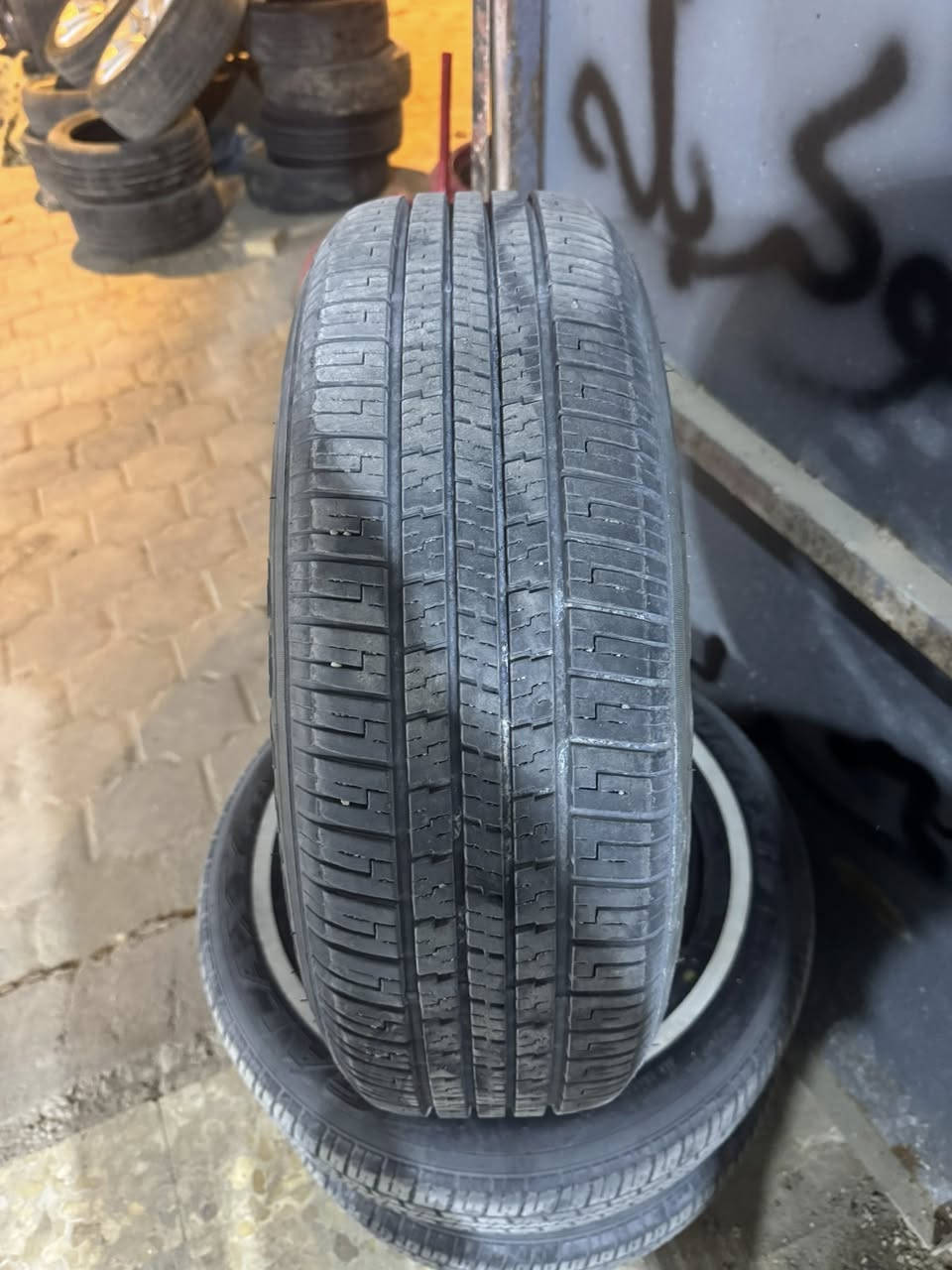 تخم ويل عادي 15 مع تاير ابو الخط نضيف 10‎0‎%‎ للبيع او المراوس مكاني كربلاء طويريج
***********
