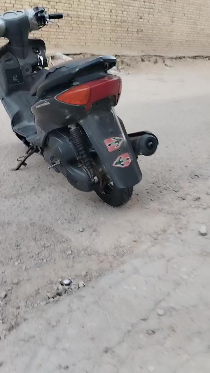 السلام عليكم دراجه سكنز ياباني أنثيه مكاني ناصريه سومر بيع كوم حديد سعر 250وبيه مجال قليل رجآ لموشراي لايتعبني تواصل ***********
