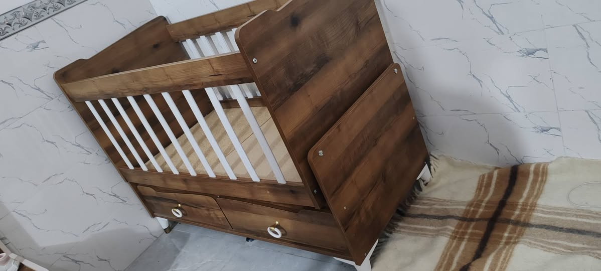 كاروك للبيع ماستخدم سعر 110 نجف شارع المطحنه رقم ***********
