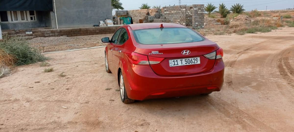 النترا ٢٠١١ بغداد انكليزي وارد أمريكي مكينه ٢٠٠٠دوش مكينه كير مكفولات صدر جيد تبريد تدفئه شغالات مصبوغه حزام بدون دواخل 
السعر ٨٩ وبيها مجال بسيط
عنوان بغداد المحموديه 
*********** بغداد, العراق
