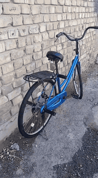 سلام عليكم باسكل بناتي للبيع حجم 26كامل مكمل مابي نقص مال حاوية نضيف كلش ويالتة عدلة بركية قوي بي لايت وبي قفل كامل مكمل سعر 110وبي مجل مارد خاص مكاني بغداد العبيدي خابرني علة هاذا رقم***********
